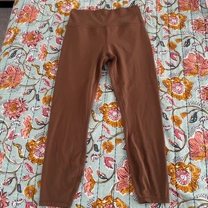 Vuori AllTheFeels Legging in Pepper Size S Short